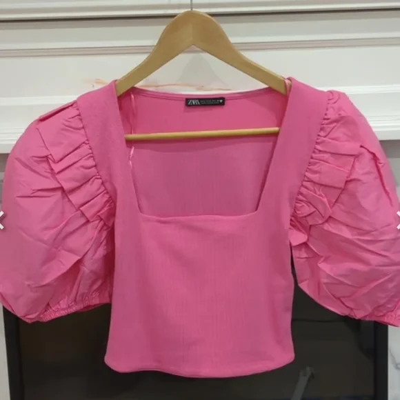 ZARA  | Women's Pink Square Neck Puffed Sleeve Crop Top - Picture 3 of 5